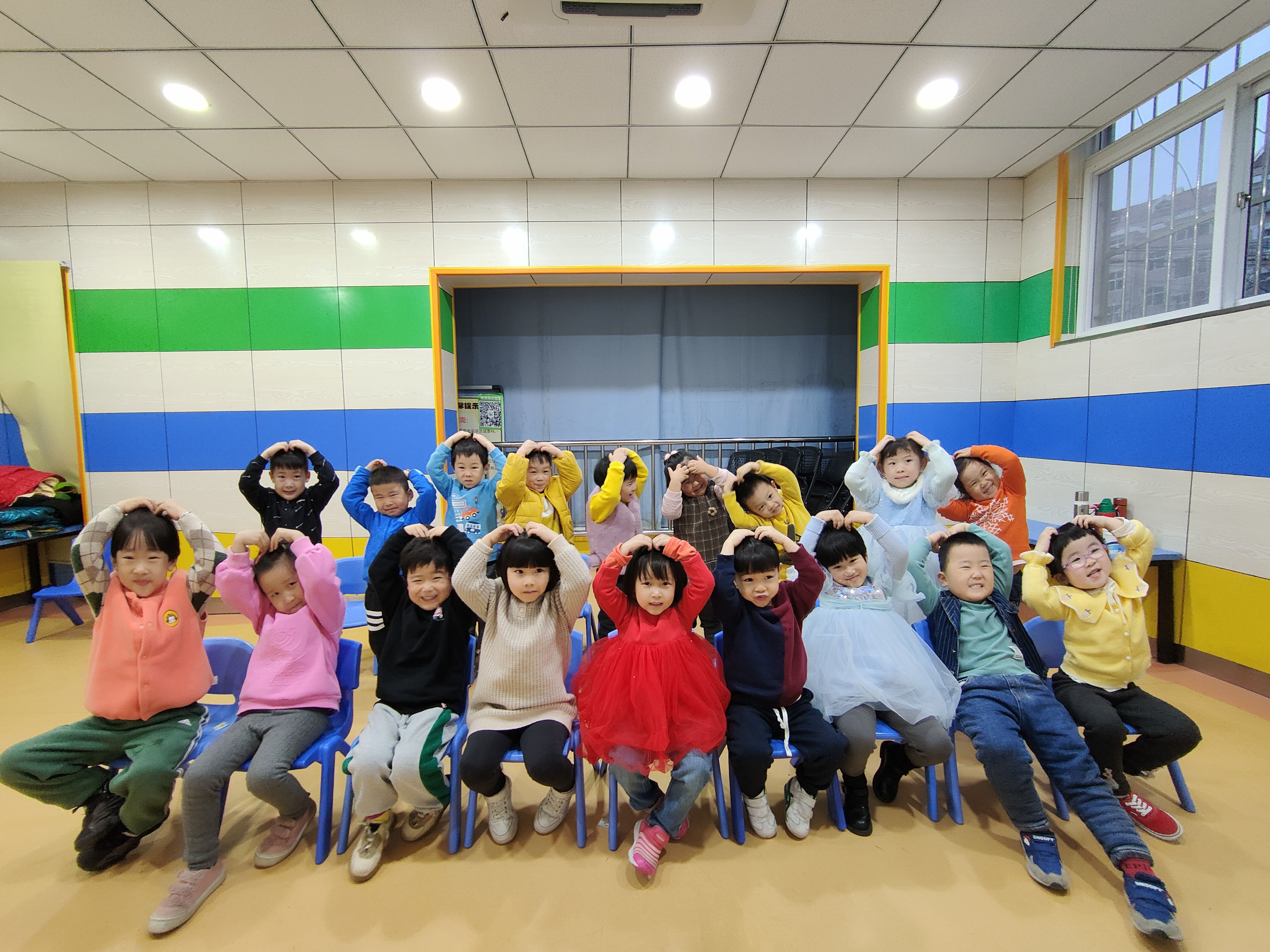 天童教育：爱哭的孩子该怎么教育？