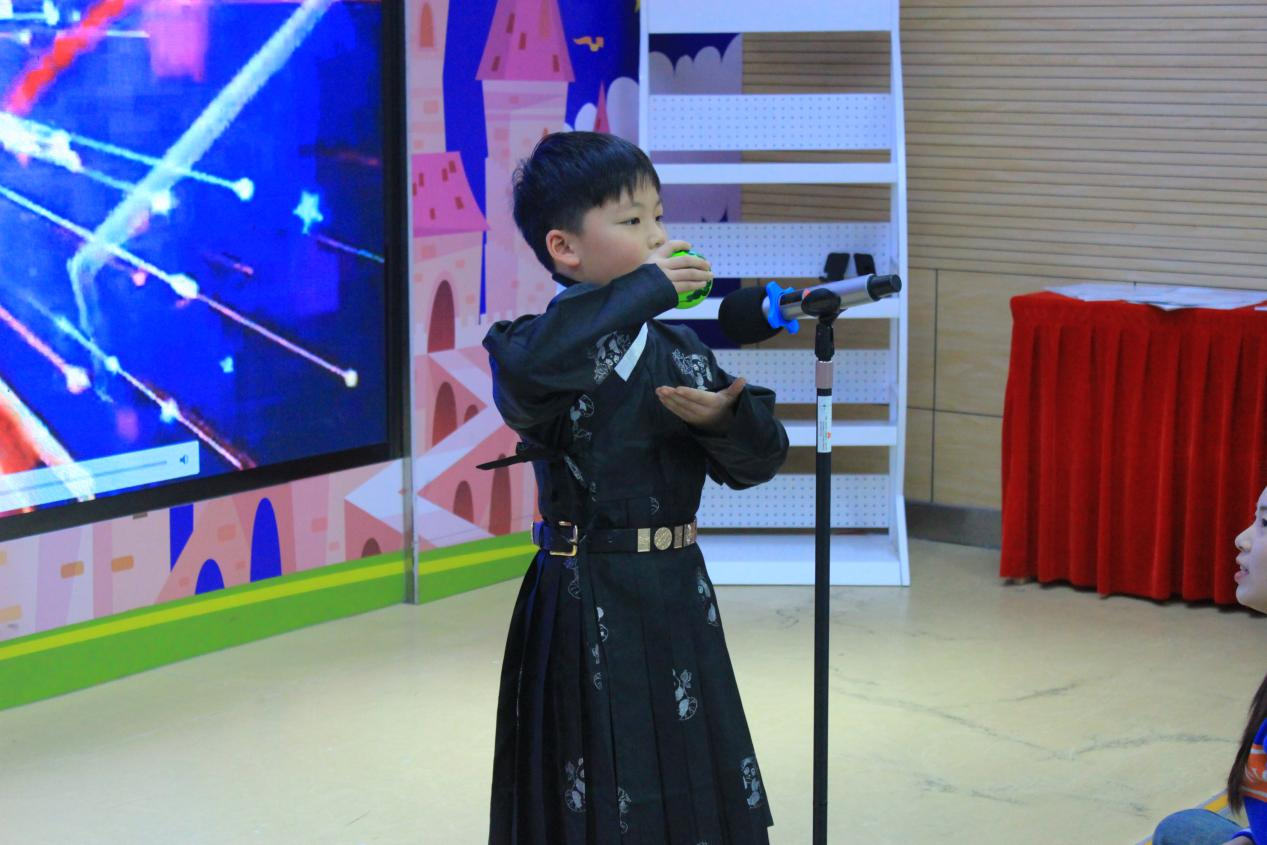 天童美语:增强孩子的自信心怎么做(图2) 天童美语:增强孩子的自信心怎么做(图2)