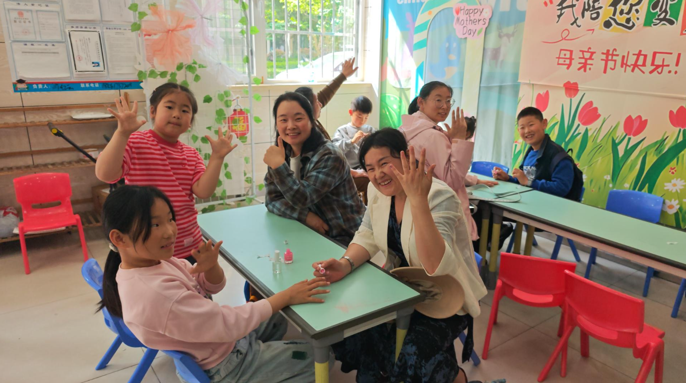 深圳天童教育:孩子怕说错不敢开口?先给他一个安全的表达空间 (图2) 深圳天童教育:孩子怕说错不敢开口?先给他一个安全的表达空间 (图2)